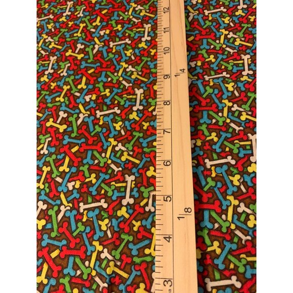 Dog Bone Pattern Cotton Fabric 1/4 yard 44" wide Crafts Sewing Quilting - Picture 3 of 4